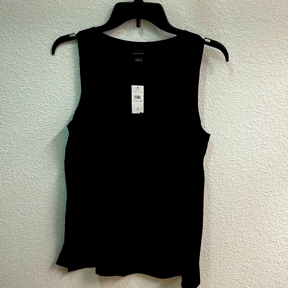 Ann Taylor Black Sleeveless Tank Top